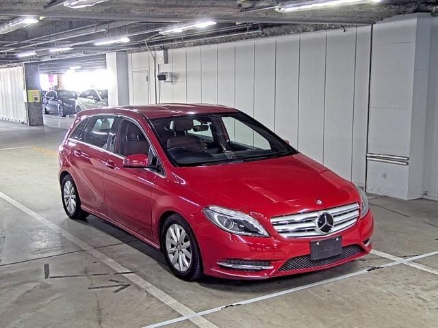 810 Mercedes benz B class 246242 2013 г. (ZIP Osaka)